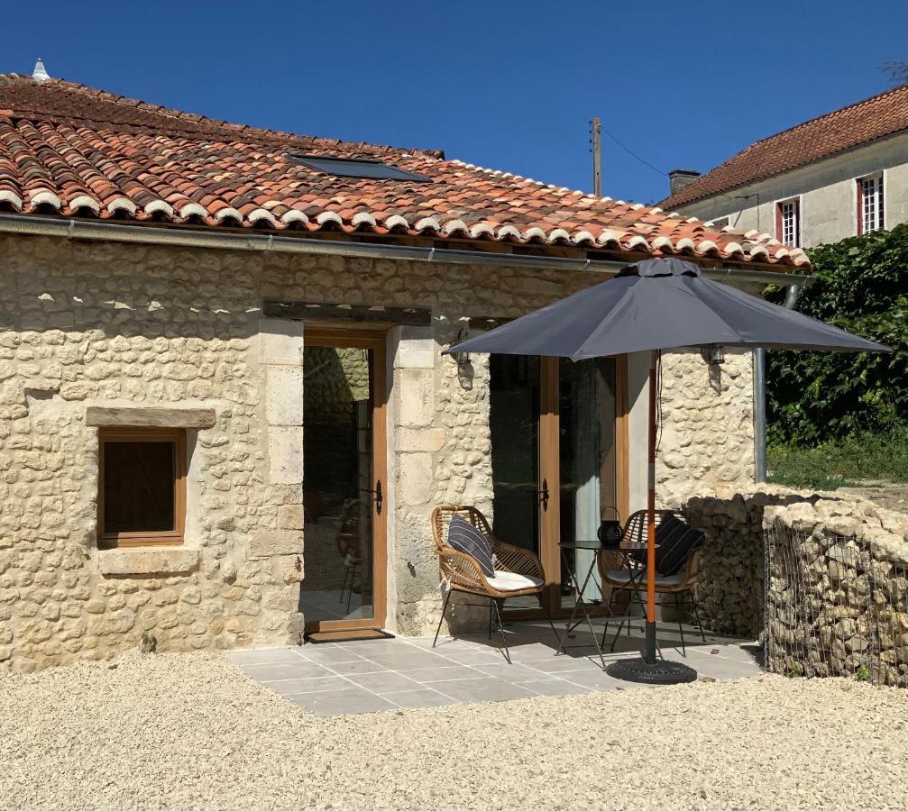 Bed and Breakfast Les Ombrieres Porcheresse Exteriér fotografie